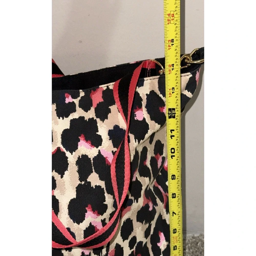 VICTORIAS SECRET WILD LEOPARD DUFFLE TOTE BAG WEEKENDER PURSE GYM BEACH
